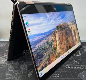 New Laptop HP Spectre 16GB Intel Core i7 SSD 512GB
