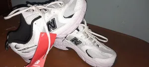 New Balance 530