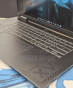 New Laptop Gigabyte GAMING A16 16GB Intel Core i7 SSD 1T