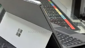 New Laptop Microsoft Surface 16GB Intel Core i7 SSD 512GB