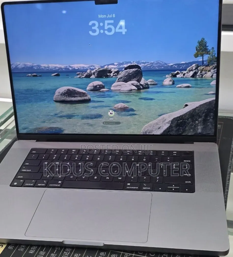 New Laptop Apple MacBook Pro 2021 M1 Max 32GB Apple M1 SSD 1T