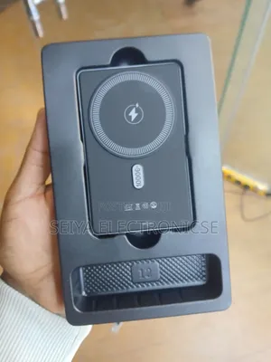Ruggas Power Bank 10,000mAh Magnetic Power Bank