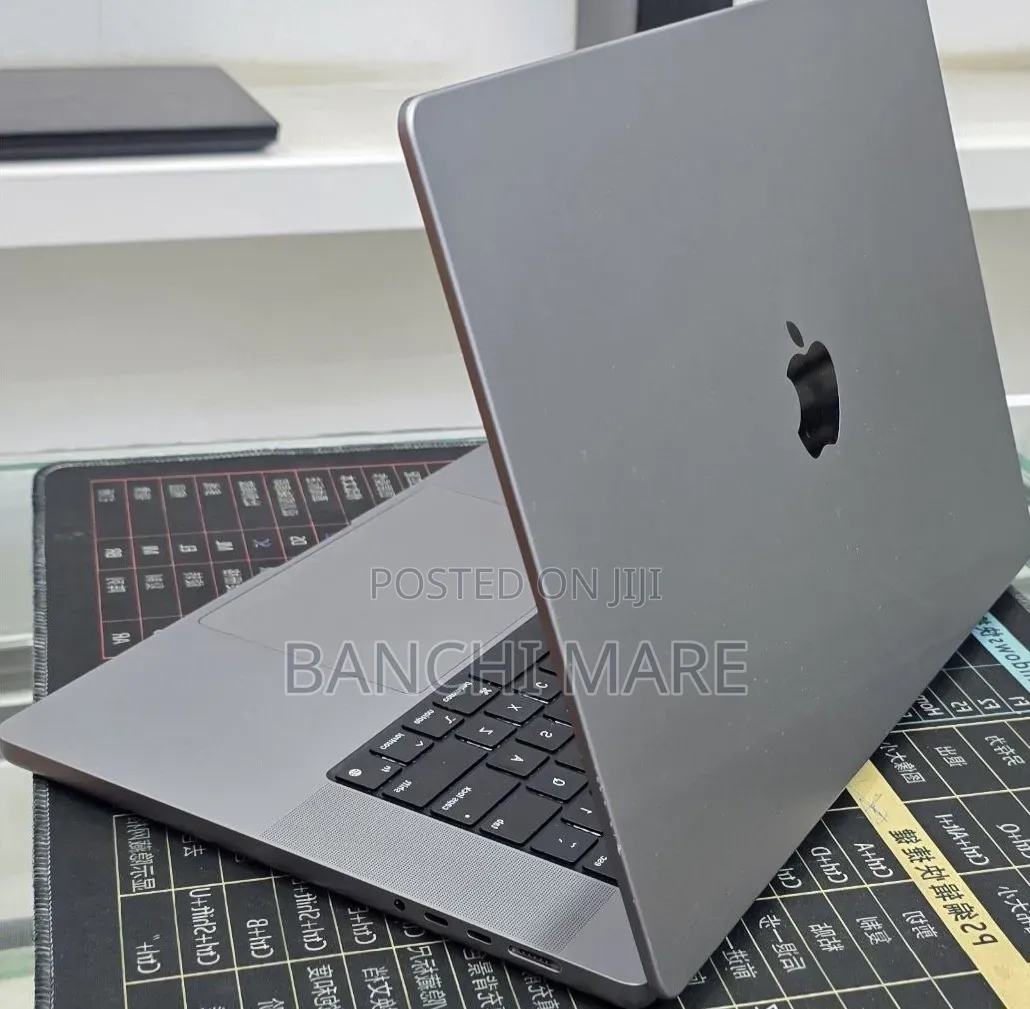 New Laptop Apple MacBook Pro 2021 M1 Max 32GB Apple M1 Max SSD 1T