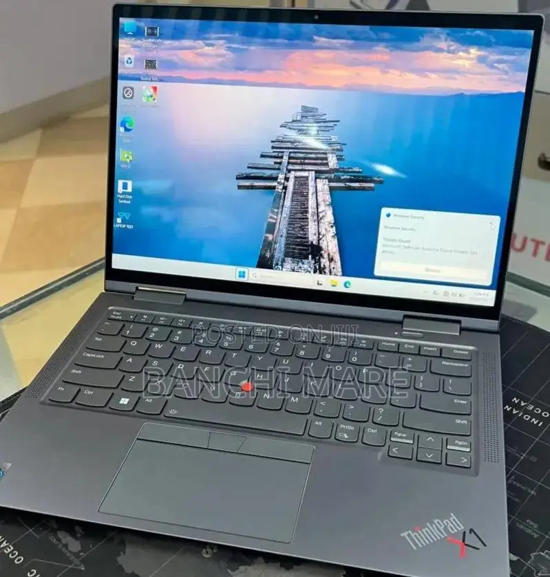 New Laptop Lenovo ThinkPad X1 Yoga Gen 8 16GB Intel Core i7 SSD 512GB