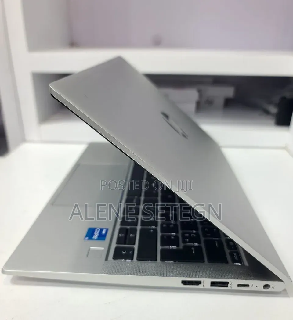 New Laptop HP ProBook 640 G8 16GB Intel Core i5 SSD 512GB