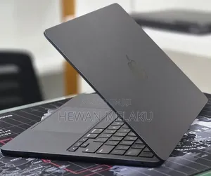 New Laptop Apple MacBook Air 2022 M2 8GB Apple M2 SSD 256GB