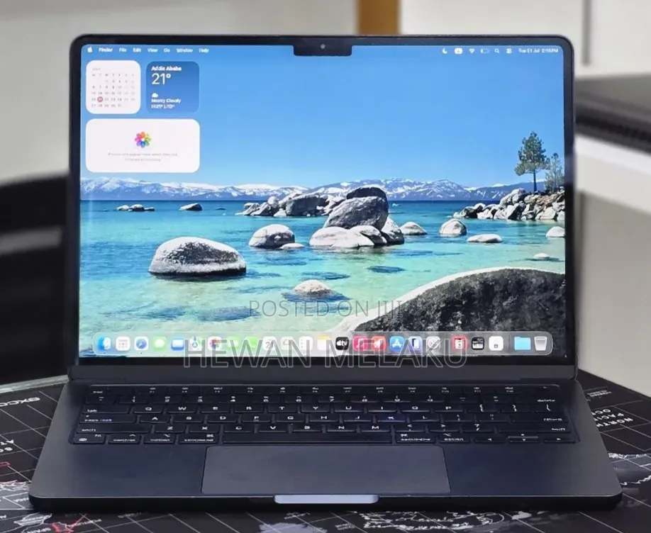 New Laptop Apple MacBook Air 2022 M2 8GB Apple M2 SSD 256GB