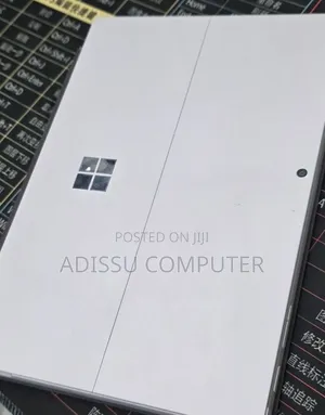 New Laptop Microsoft Surface 16GB Intel Core i7 SSD 512GB