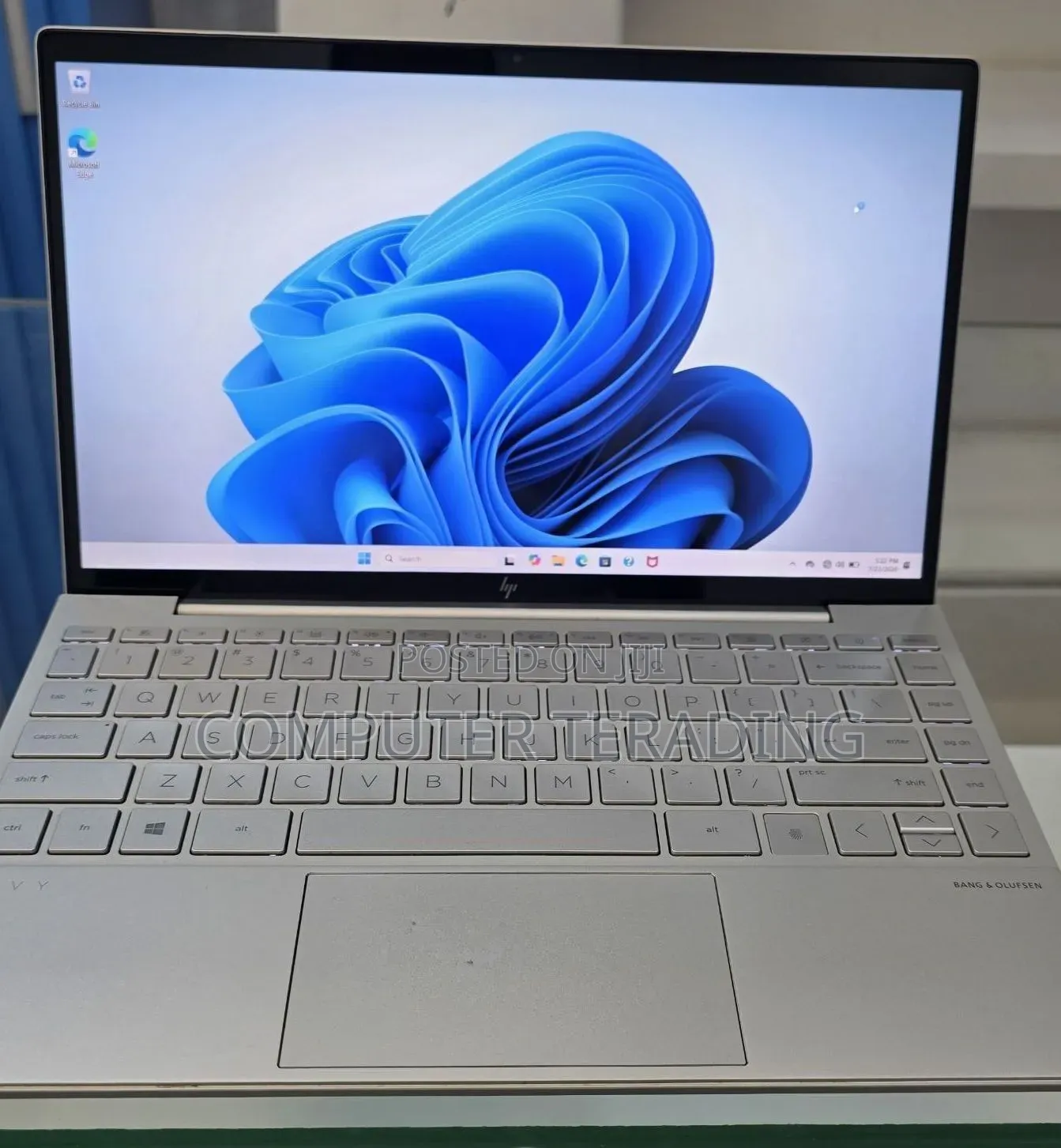 New Laptop HP Envy 13 16GB Intel Core i5 SSD 512GB