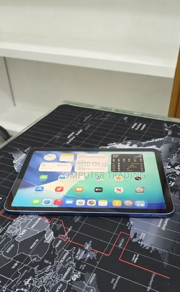 New Apple iPad (2025) 128 GB