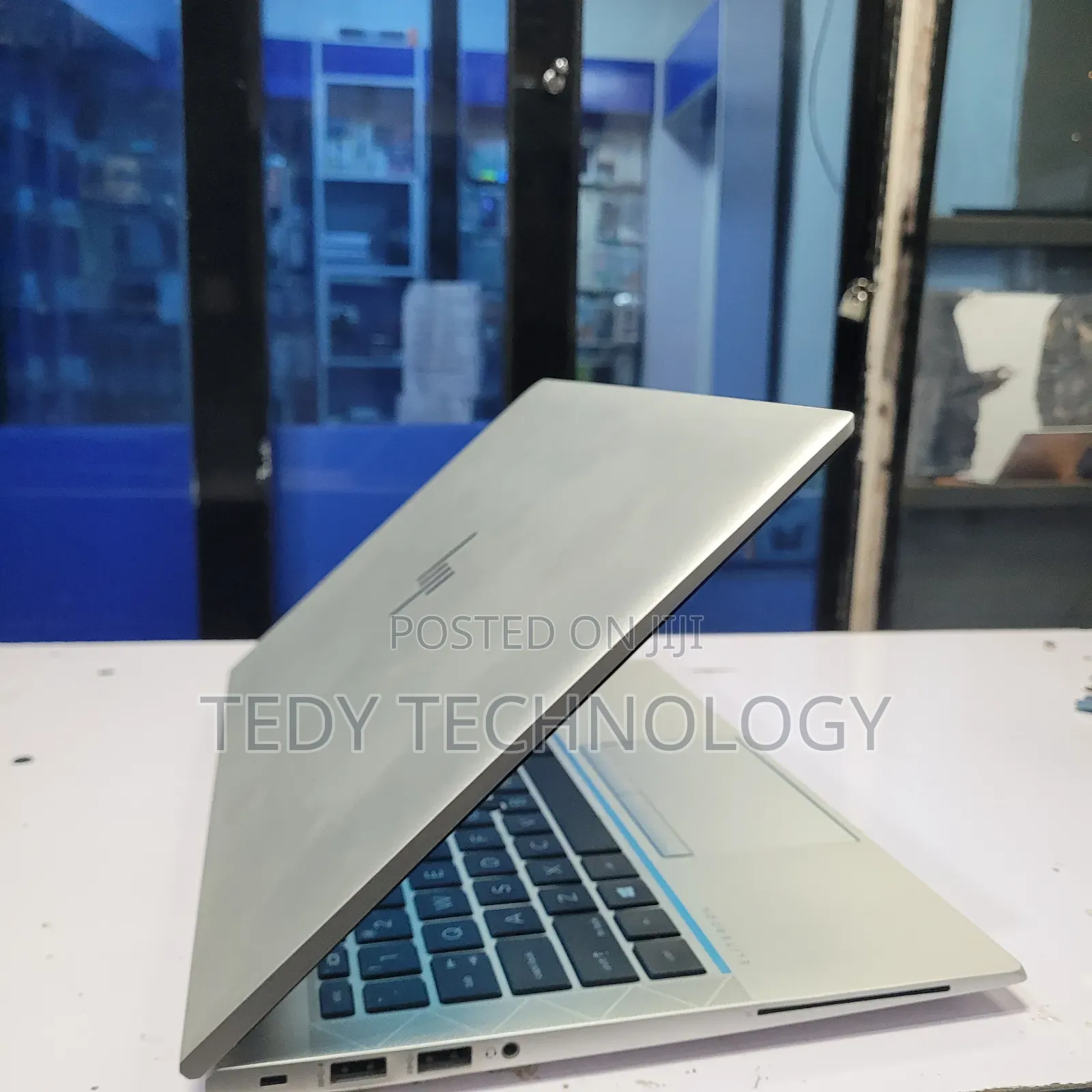 New Laptop HP EliteBook 840 8GB Intel Core i5 SSD 512GB