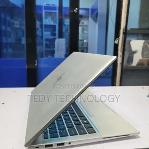 New Laptop HP EliteBook 840 8GB Intel Core i5 SSD 512GB