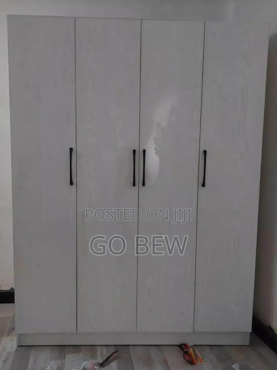 Clotheit by Laminated MDF Material