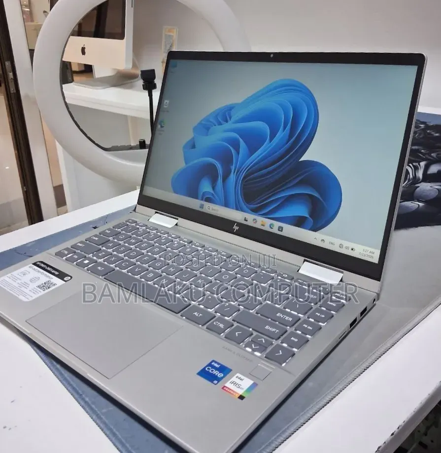 New Laptop HP Envy x360 8GB Intel Core i5 SSD 512GB