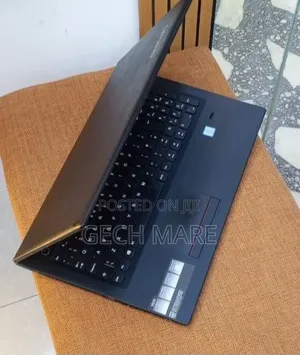 New Laptop Lenovo Ideapad 3 8GB Intel Core i7 SSD 1T