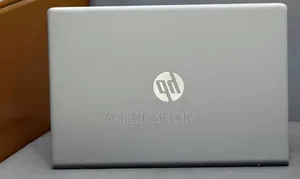 New Laptop HP Pavilion 15 8GB Intel Core i5 SSD 256GB