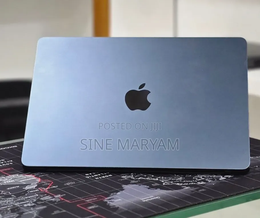 New Laptop Apple MacBook Air 2022 M2 8GB Intel Core M2 SSD 256GB