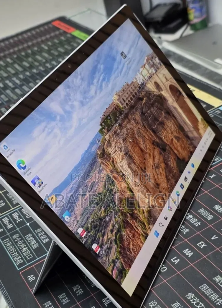 New Laptop Microsoft Surface Pro 7 16GB Intel Core i7 SSD 512GB