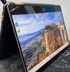 New Laptop HP Spectre 16GB Intel Core i7 SSD 512GB