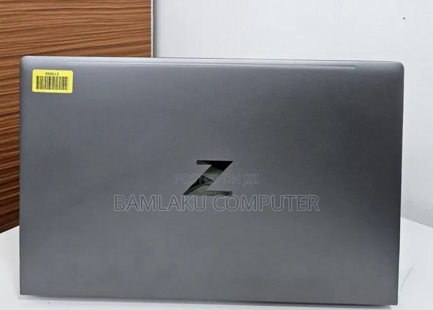 New Laptop HP ZBook Power G9 i7 16GB Intel Core i7 SSD 1T