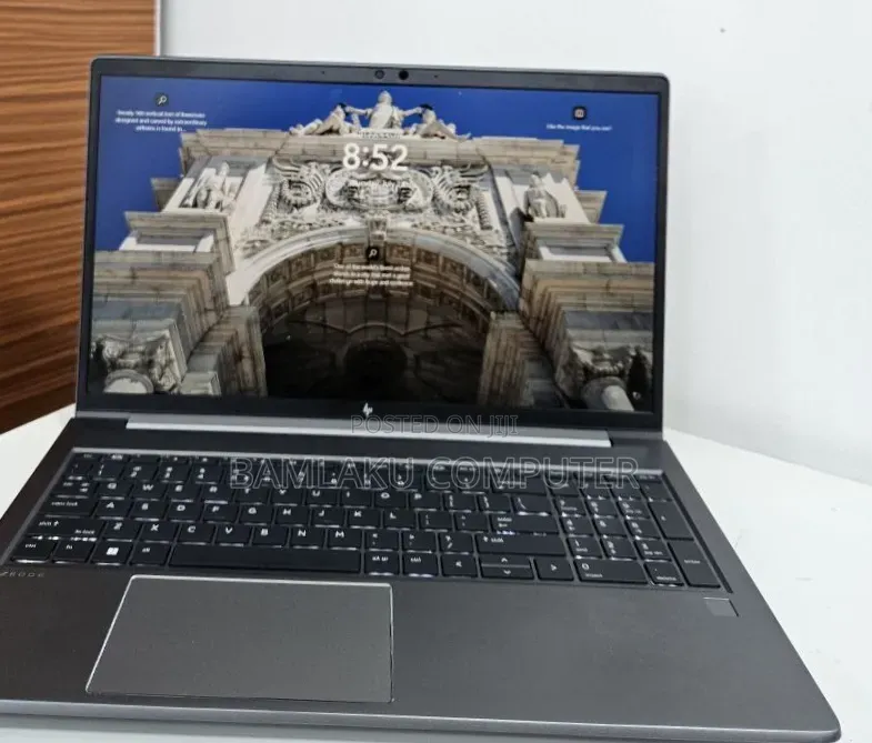 New Laptop HP ZBook Power G9 i7 16GB Intel Core i7 SSD 1T