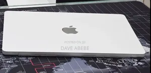 New Laptop Apple MacBook Air 2022 M2 8GB Apple M2 SSD 256GB