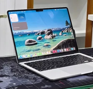 New Laptop Apple MacBook Air 2022 M2 8GB Apple M2 SSD 256GB