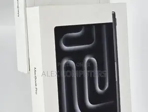 New Laptop Apple MacBook 24GB Apple M4 SSD 512GB