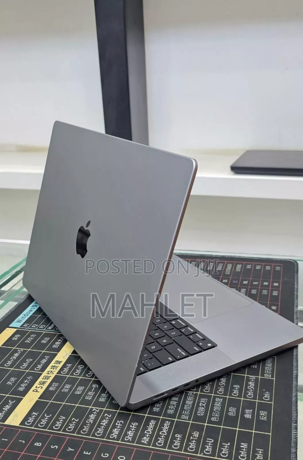 New Laptop Apple MacBook Pro 2021 M1 Max 32GB Intel Core i9 SSD 1T