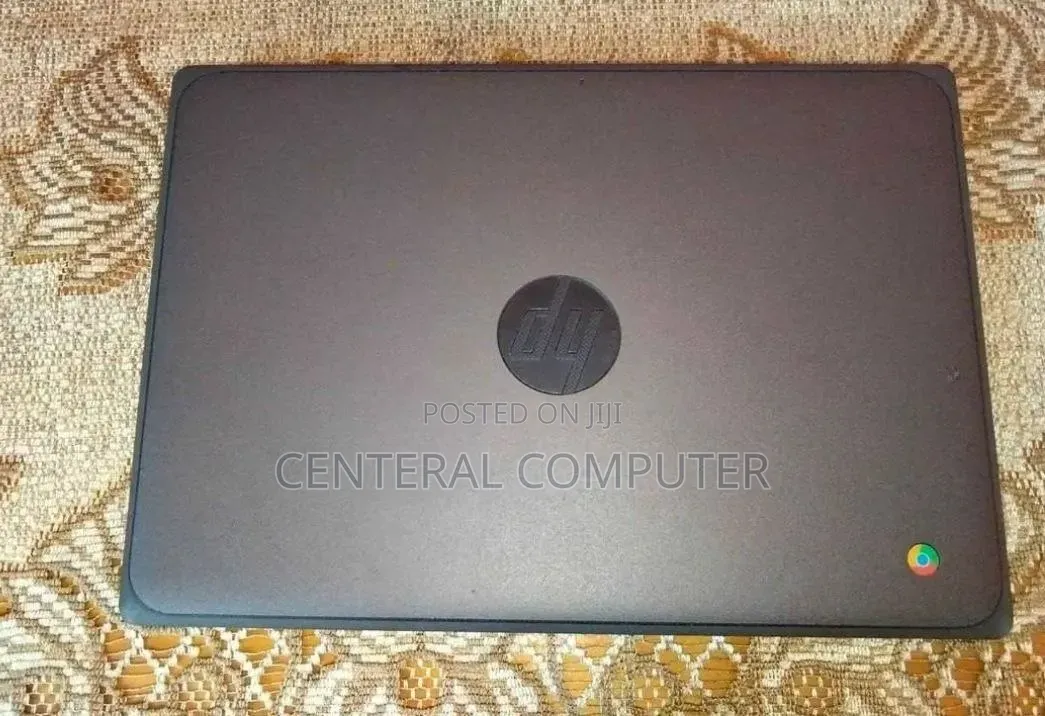 New Laptop Toshiba Satellite C850 6GB Intel Core i5 HDD 700GB