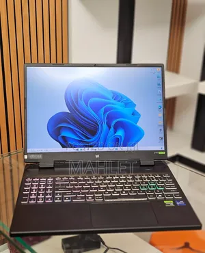New Laptop Acer Predator Helios 300 16GB Intel Core i9 SSD 1T