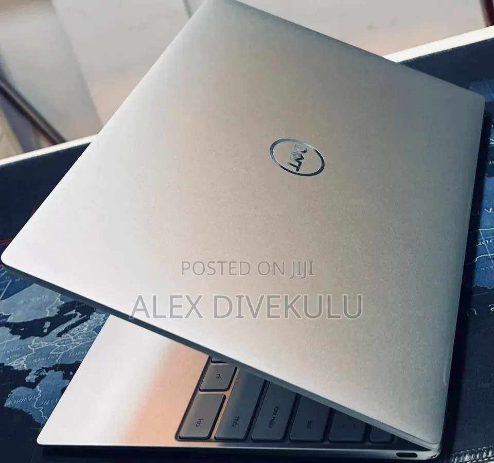 New Laptop Dell XPS 13 16GB Intel Core i5 SSHD (Hybrid) 512GB