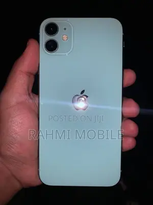 New Apple iPhone 11 128 GB Green