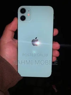 New Apple iPhone 11 128 GB Green