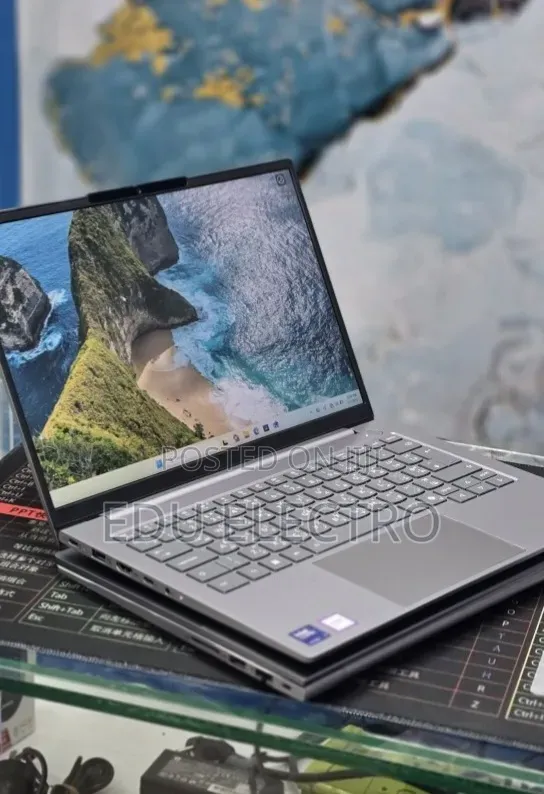 New Laptop Lenovo ThinkBook 15 16GB Intel Core Ultra 7 SSD 512GB