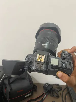 Canon R Camera