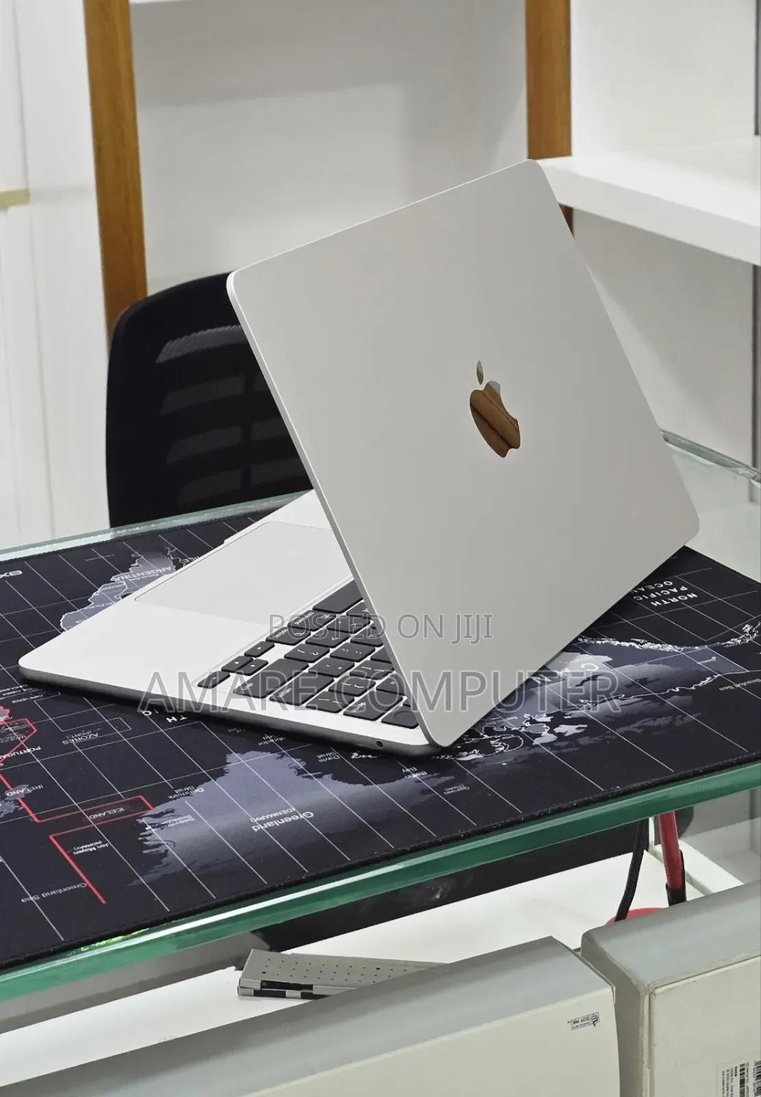 New Laptop Apple MacBook Air 2022 M2 8GB Apple M2 SSD 256GB