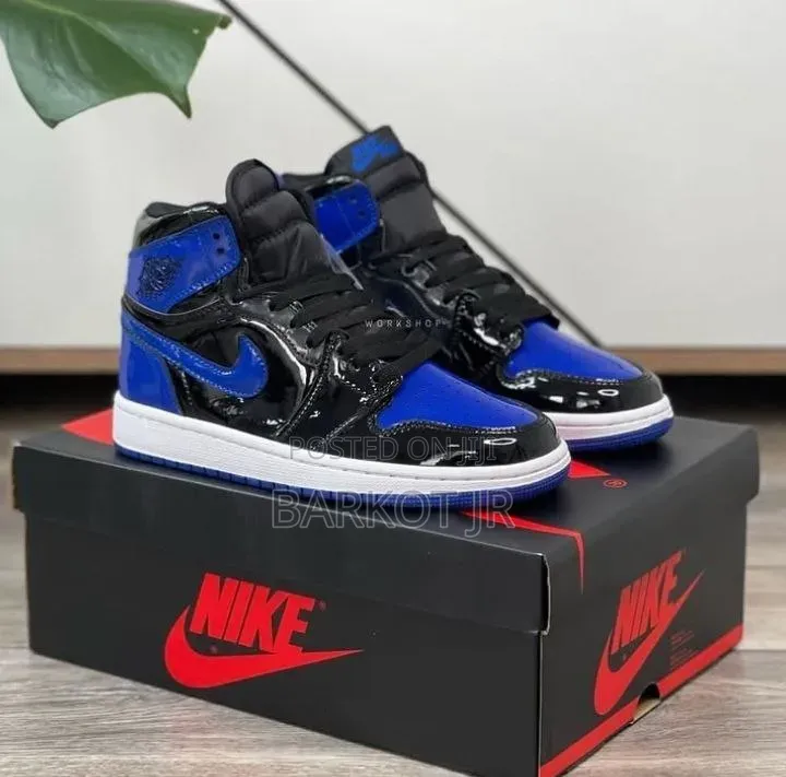 Air Jordan 1፡ High