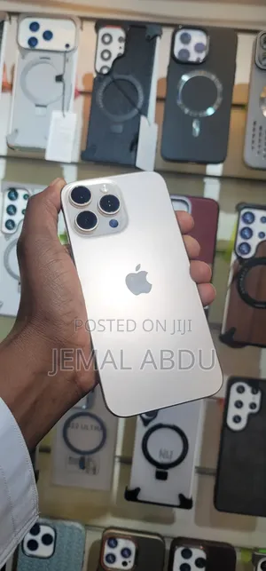 Apple iPhone 16 Pro Max 1 TB Silver