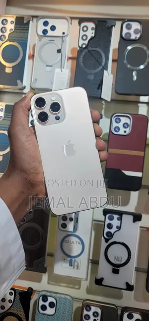 Apple iPhone 16 Pro Max 1 TB Silver
