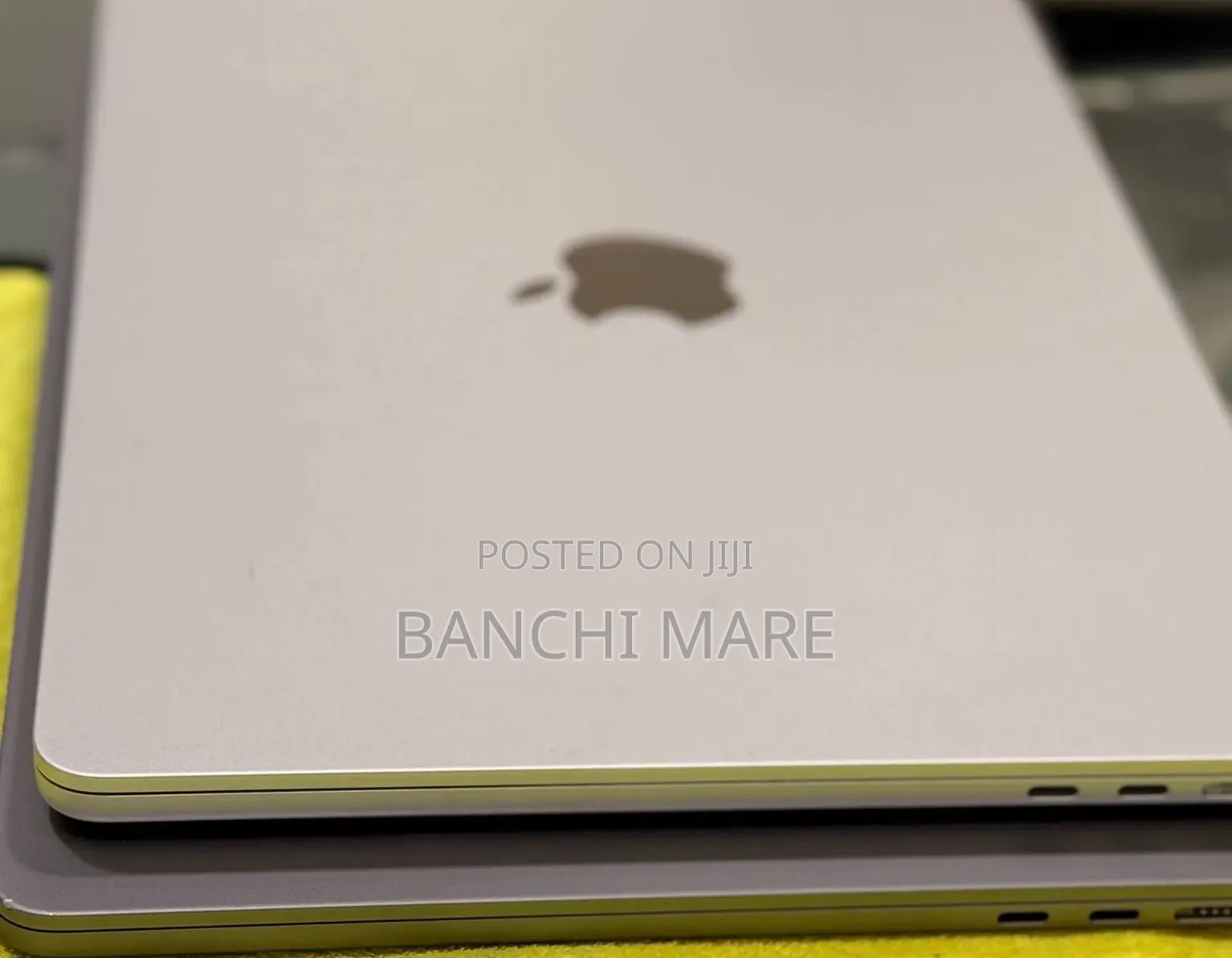 New Laptop Apple MacBook Air 2023 M2 8GB Apple M2 SSD 256GB