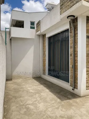 3bdrm House in Kolfe Keranio for sale