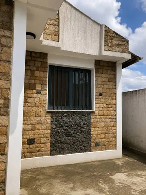 3bdrm House in Kolfe Keranio for sale