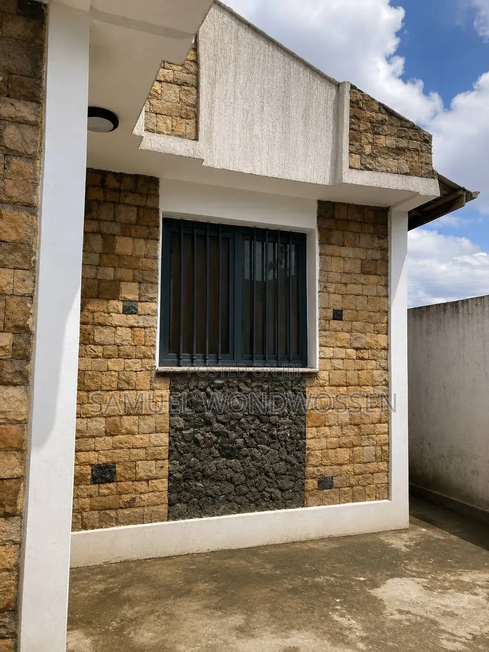 3bdrm House in Kolfe Keranio for sale
