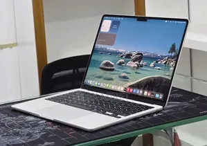 New Laptop Apple MacBook 8GB Apple M2 SSD 256GB