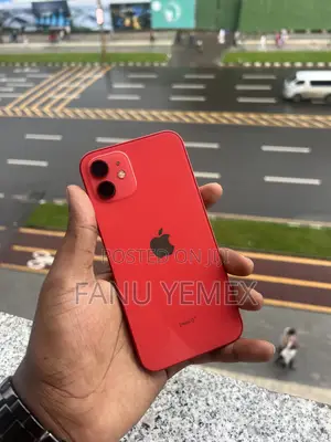 Apple iPhone 12 128 GB Red