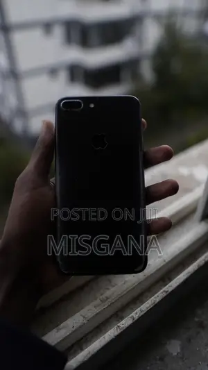 Apple iPhone 7 Plus 128 GB Black