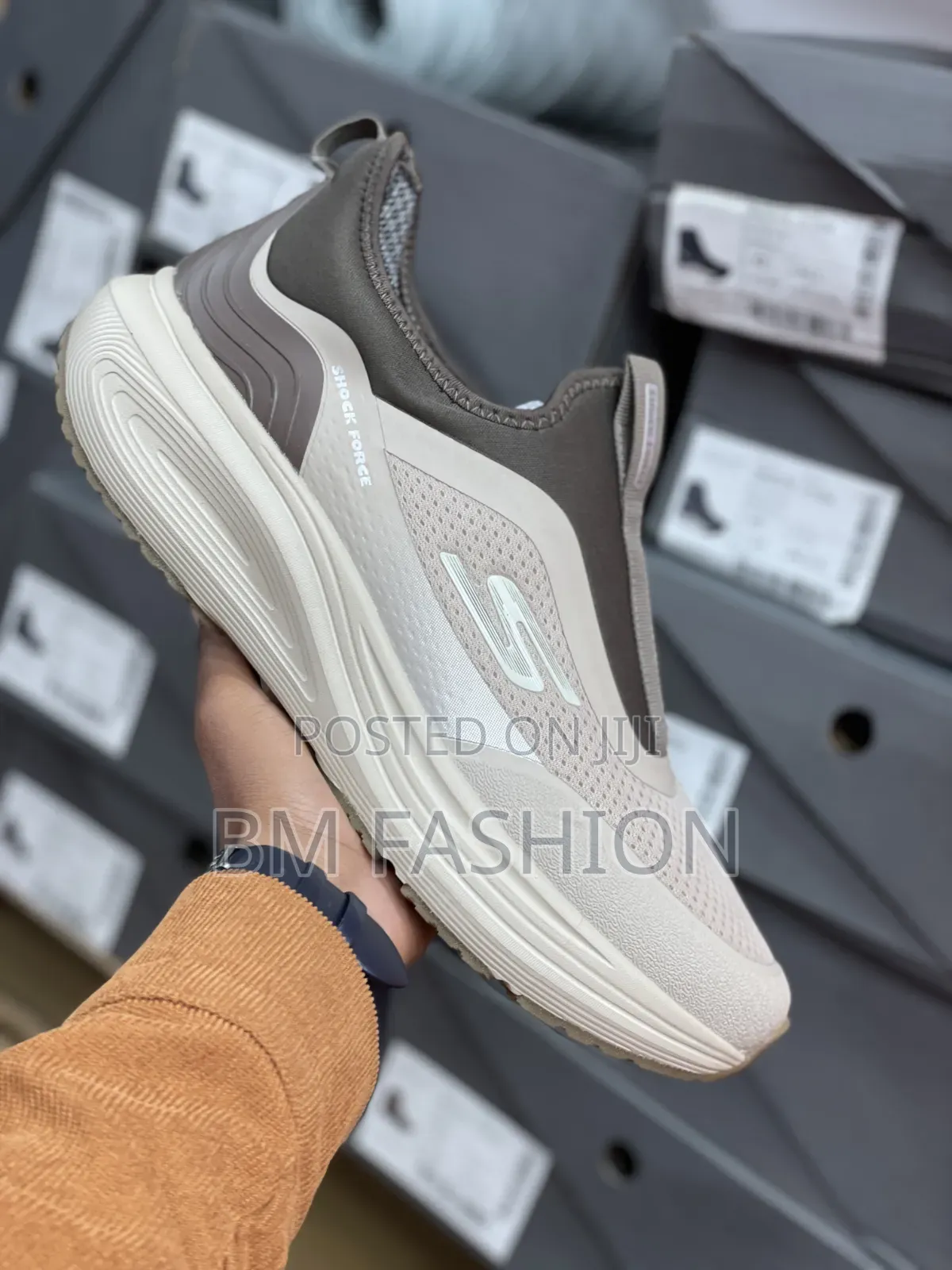 Skechers Max Sneakers