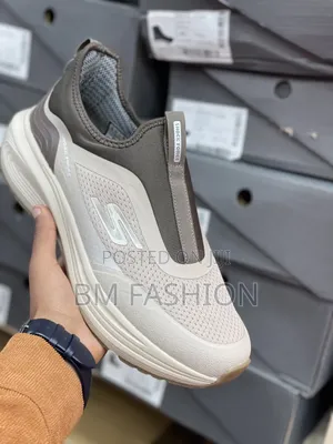 Skechers Max Sneakers