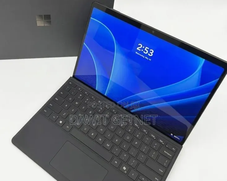 New Microsoft Surface Pro 11th Edition, a Copilot+ PC 16GB SSD 512GB